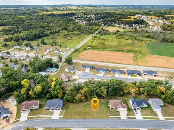 928 Hay Creek Trail #12, Reedsburg, WI 53959