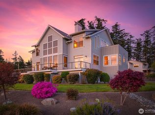 884 Saratoga Way, Camano Island, WA