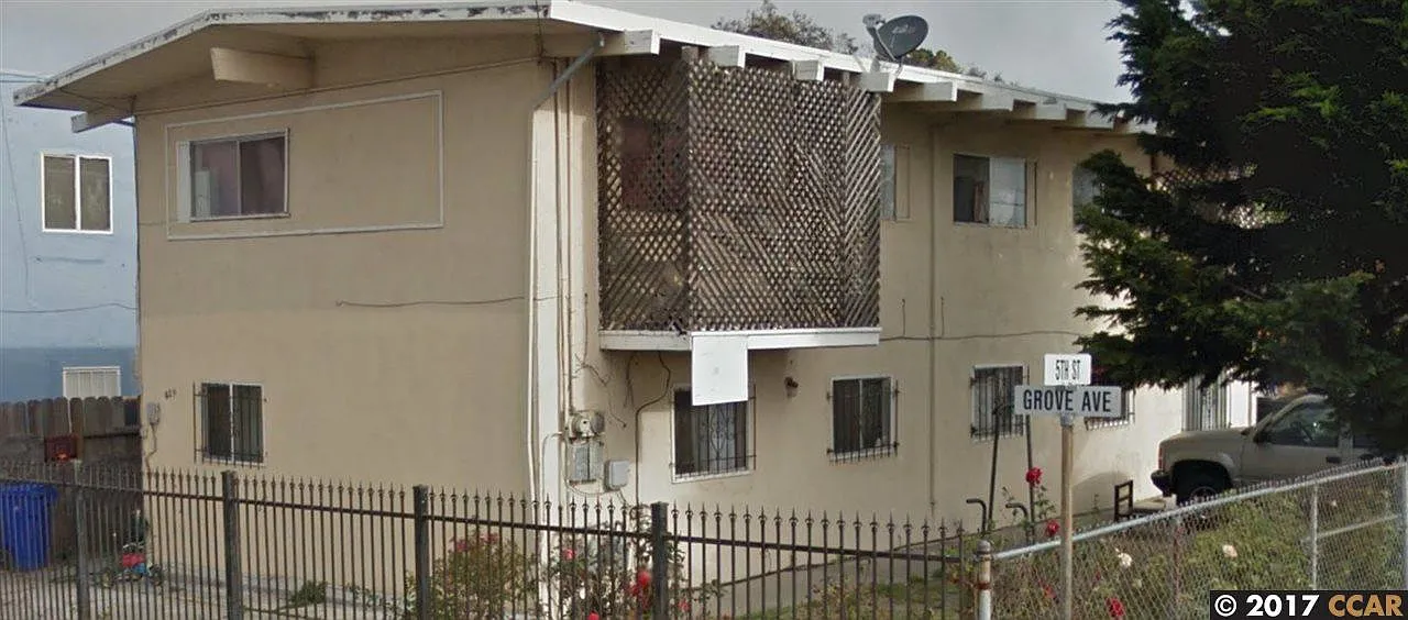 425 Grove Ave photo 1