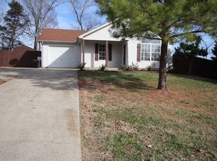868 Lavergne Ln, La Vergne, TN 37086