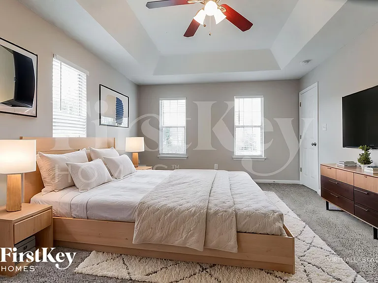 3217 Ivy Lake Ct — Photo 9