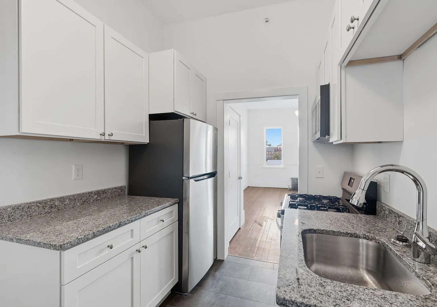 105 High St — Photo 3