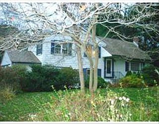 2nd image of 17 Leslie Rd