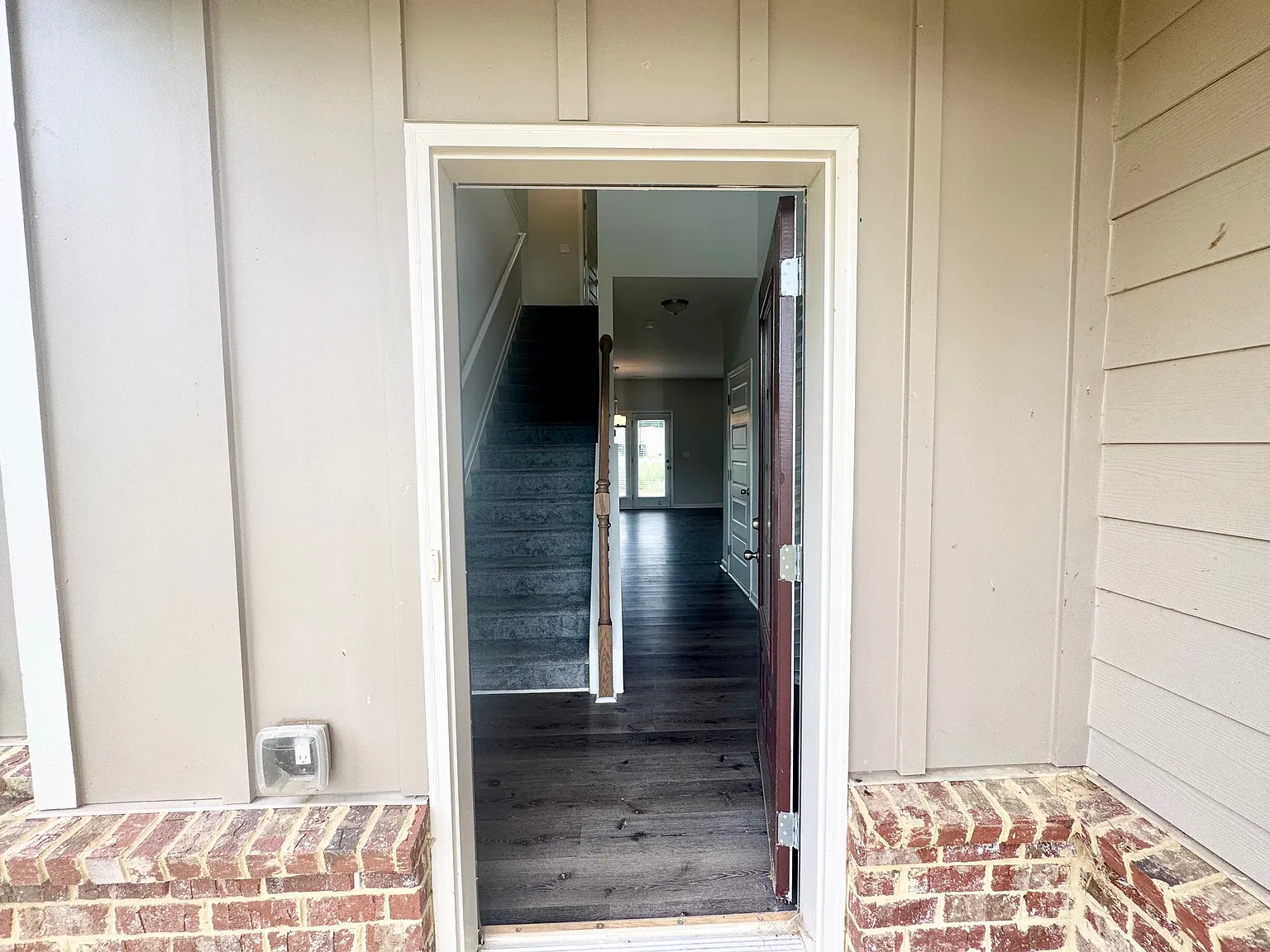 4 bed, 2.5 bath, 2131 sqft, $2,100 — Photo 4