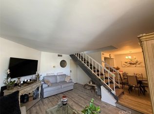 18411 Hatteras St, Tarzana, CA 91356