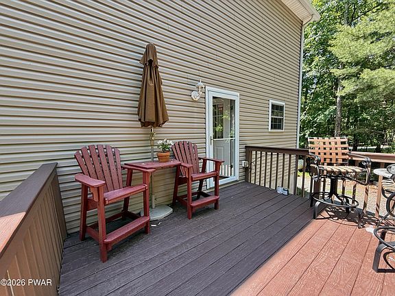 5th image of 176 Gunstock Ln