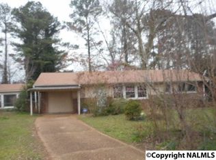 2121 Lynn Cir NW, Huntsville, AL 35810