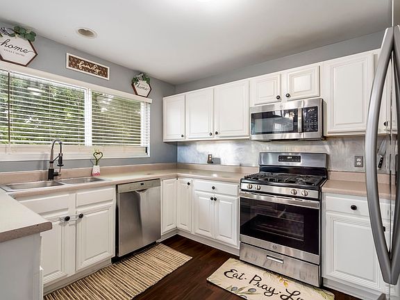 5th image of 1739 Hickory Park Ln