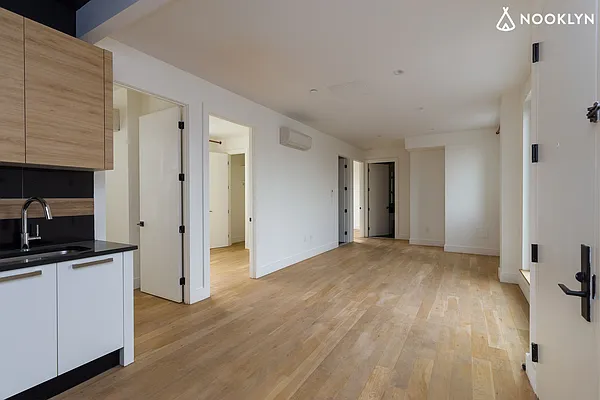 Rented by Nooklyn NYC LLC | media 34