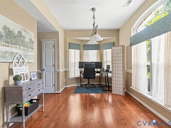 3rd image of 11409 Friars Walk Ct