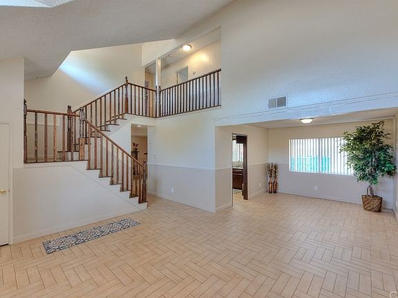 5th image of 7825 Lime Ave