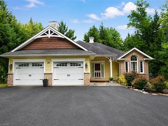 2nd image of 20 Deerhurst Highlands Dr