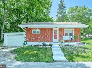 2224 Harlacker Ln, Dover, PA 17315