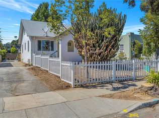 93 S Grand Oaks Ave, Pasadena, CA 91107