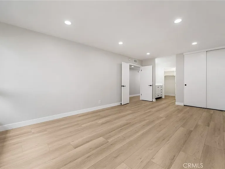 9374 Fleetwood St — Photo 21