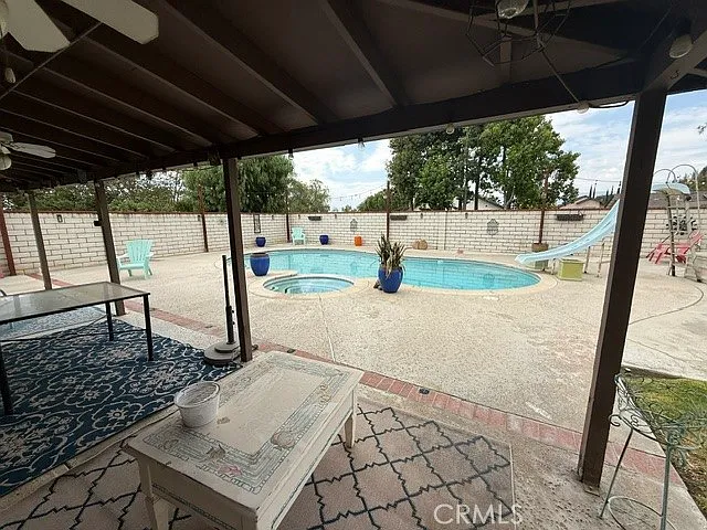 23058 Peacock Ct — Photo 38