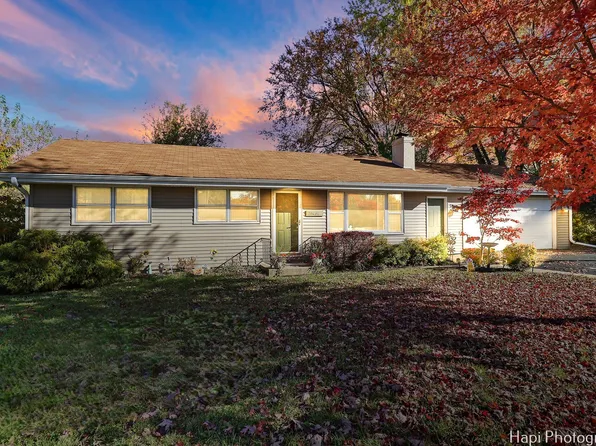 25408 W Lincoln Dr, Lake Villa, IL 60046