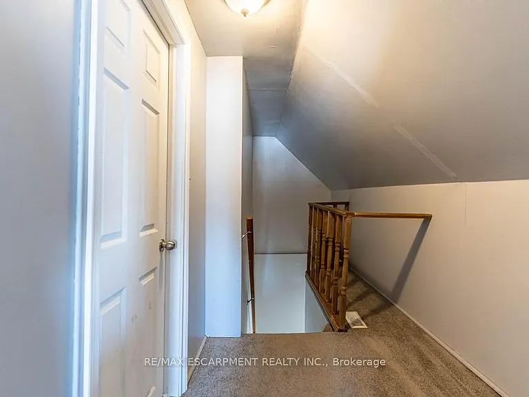 355 Jones Rd — Photo 27