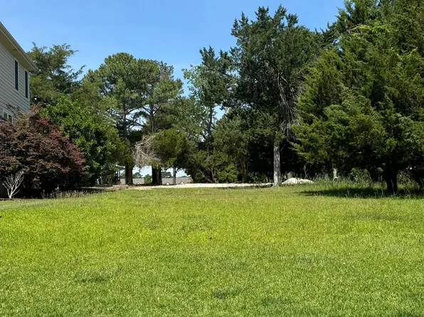 5113 Minnesota Drive SE, Southport, NC 28461