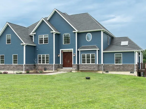 45 Jeffrey Drive, Pleasant Valley, NY 12569