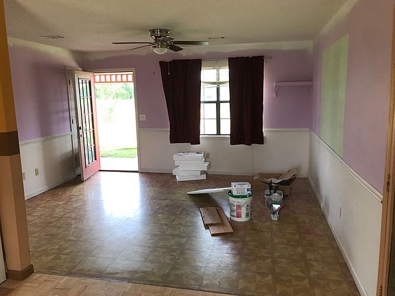 3rd image of 266 Indian Lake Dr