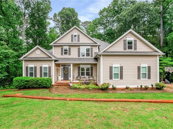 160 Ridge Run, Tyrone, GA 30290