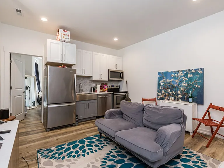 331 S 12th St #2R — Photo 8