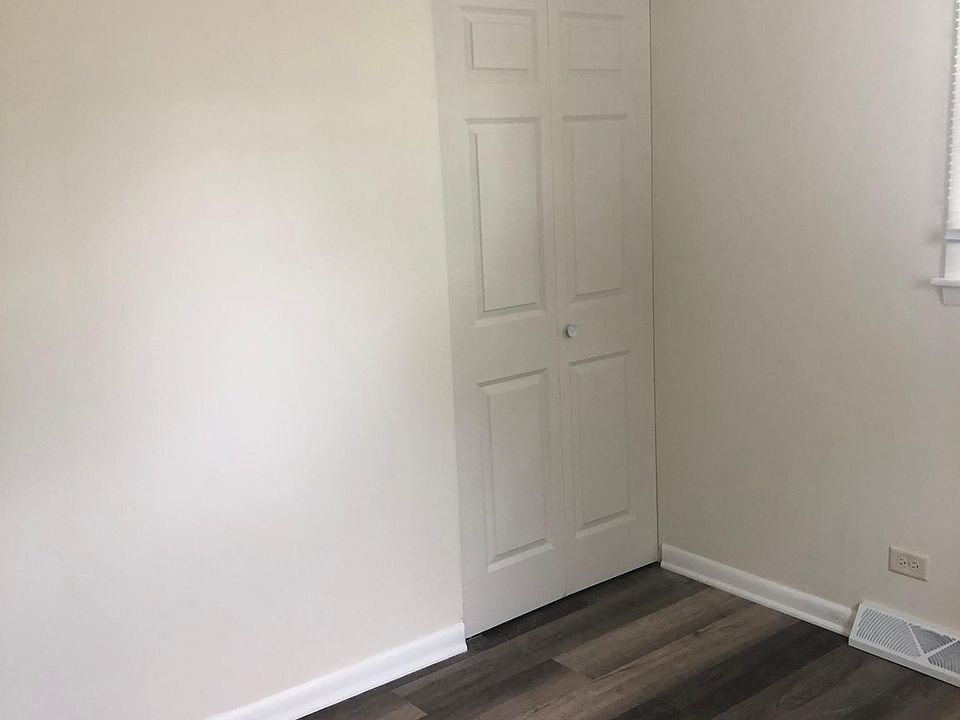 2nd image of 16637 Winchester Ave
