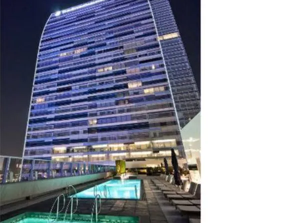 900 W Olympic Blvd, Los Angeles, CA