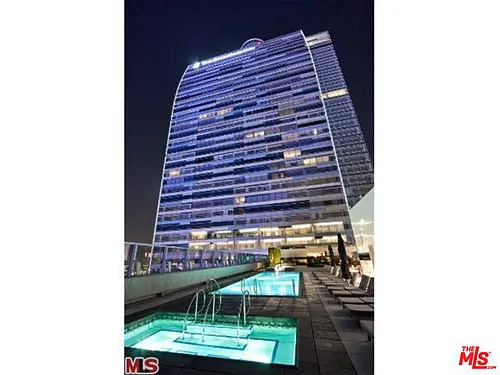 900 W Olympic Blvd #28D Photo 1