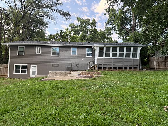 2nd image of 8701 Pinkney St