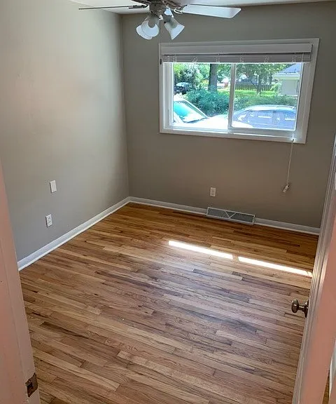 1408 W Clark St — Photo 13