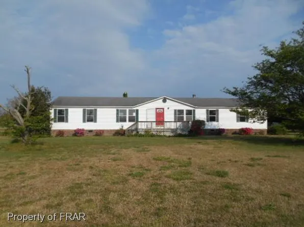 1030 McLamb Rd, Newton Grove, NC 28366