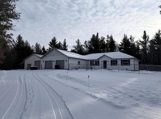 W8135 Sand Rd, Neillsville, WI 54456