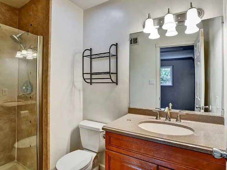 229 Seabiscuit Dr — Photo 21