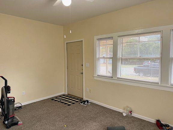 3rd image of 1652 Collins Ave #A