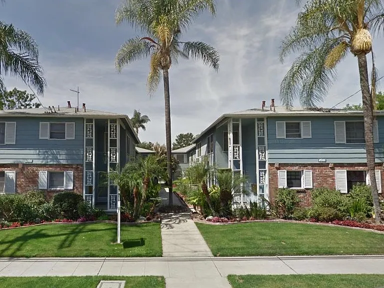 4941 Whitsett Ave #7 — Photo 1