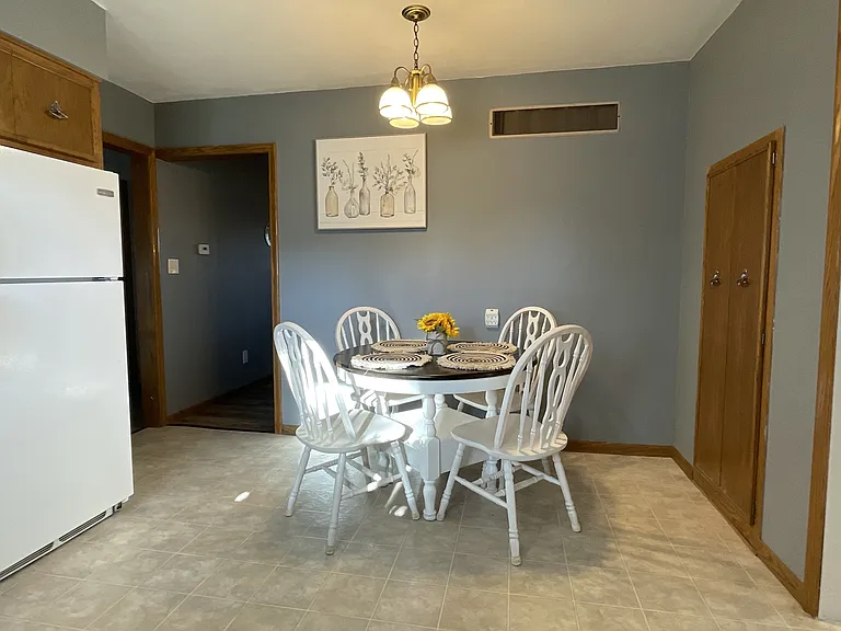 325 2nd Ave #325 — Photo 7