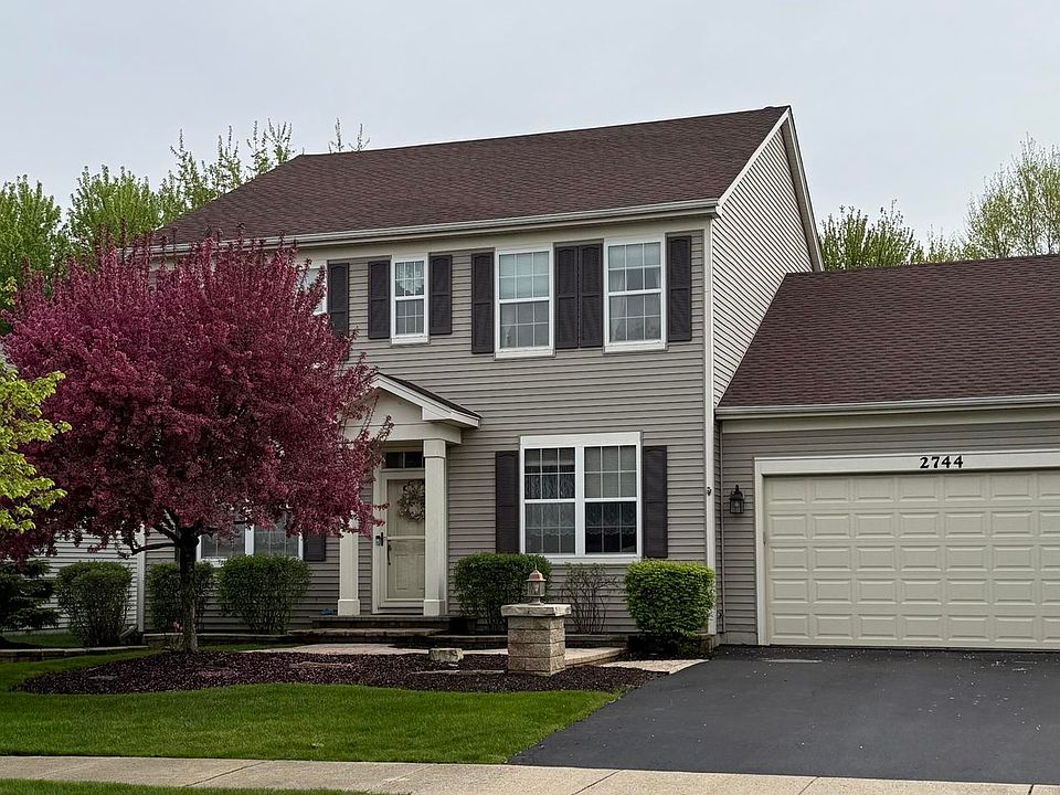 1st image of 2744 Moraine Valley Rd