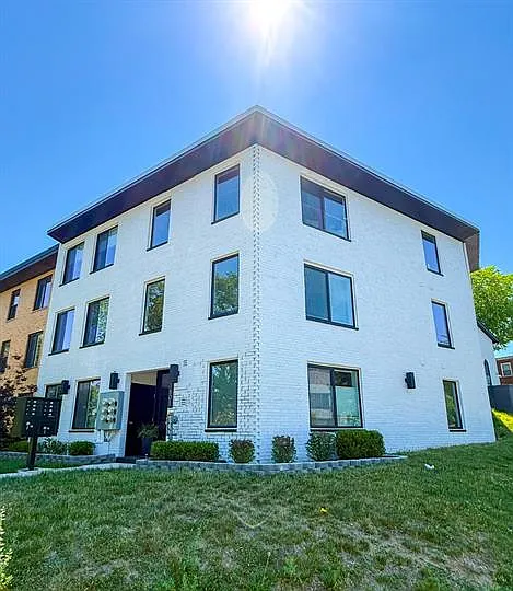 1601 N Carolina Ave NE #5 — Photo 14