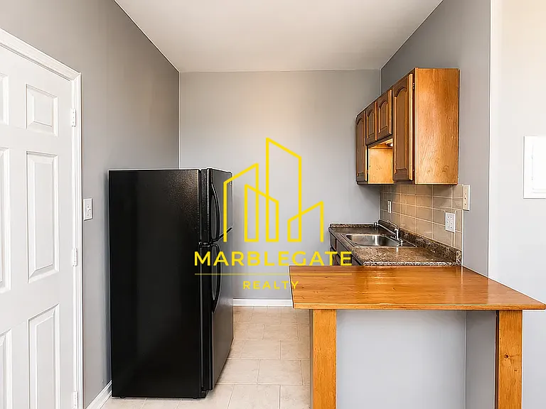329 Park Ave #122 — Photo 2