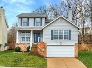 1523 Glenn Brooke Woods Cir, Ballwin, MO