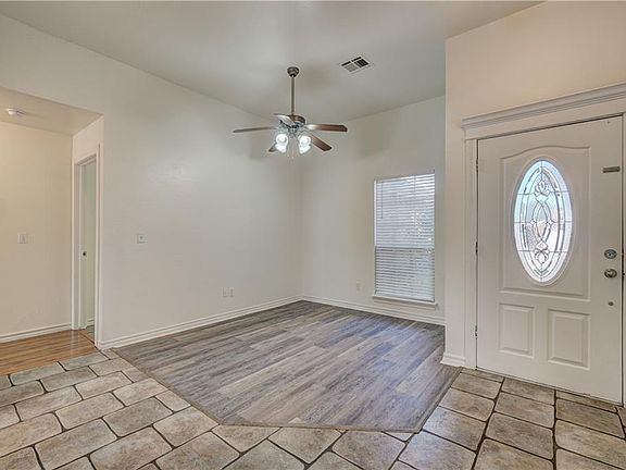 3rd image of 4709 N Fawn Run Dr