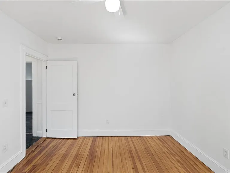 5 Peter St #1 — Photo 12