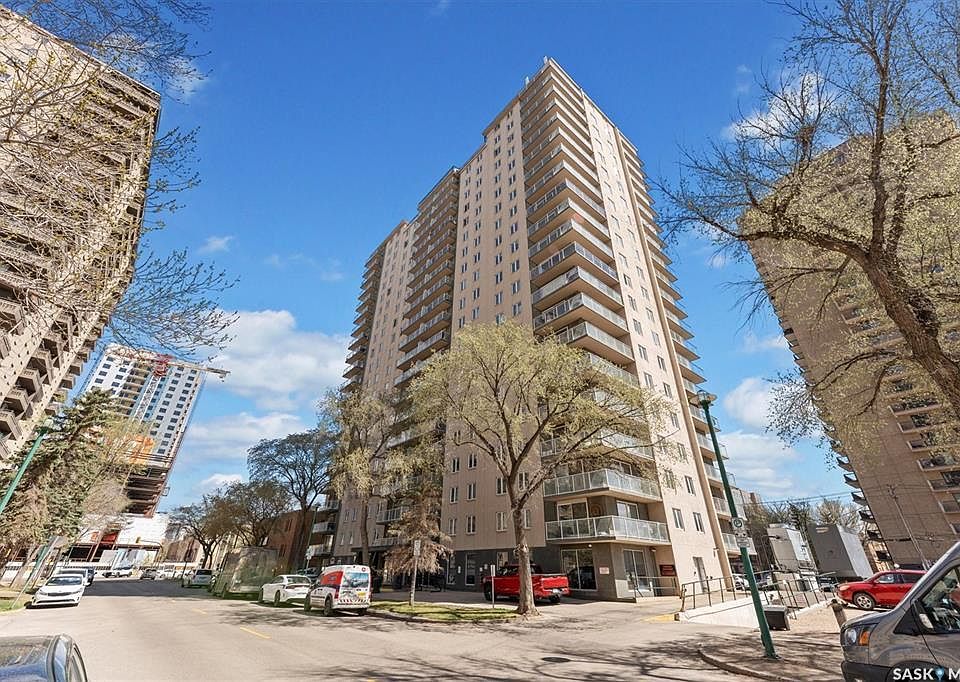 1st image of 320 5th Ave N #1501
