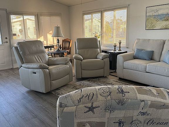 5th image of 1119 Periwinkle Way Unit 23