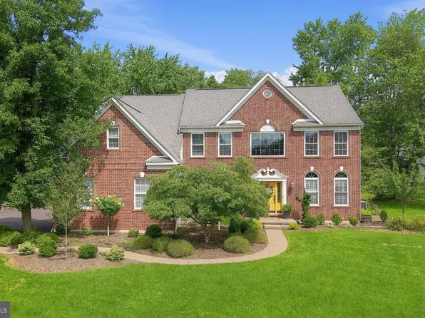 4144 Saddlebrook Rd, Collegeville, PA 19426