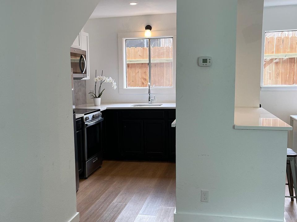 Kitchen with quartz countertops