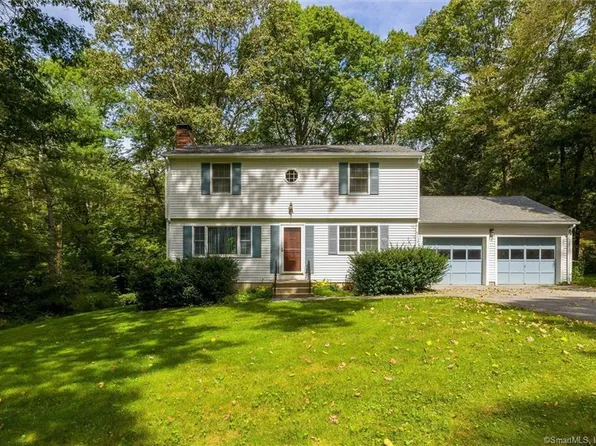 30 Colleen Street, Killingly, CT 06239