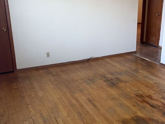 3rd image of 1320 N Randall Ave #2